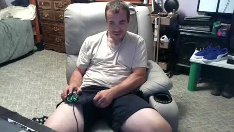xxScubaStevexx online show from 10-24-25, 05:04