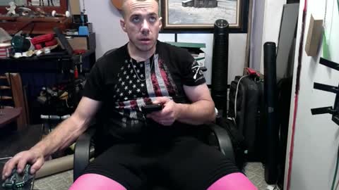 xxScubaStevexx online show from 11-09-25, 11:03