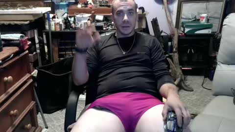 xxScubaStevexx online show from 11-17-25, 01:00
