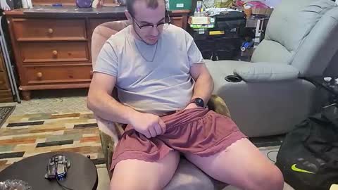 xxScubaStevexx online show from 12-18-25, 05:57