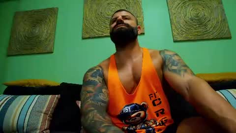 Snapshot of xxtreamleonard chatting on 06-12-26, 06:45 Xtream Leonard online show from 06-12-26, 06:45