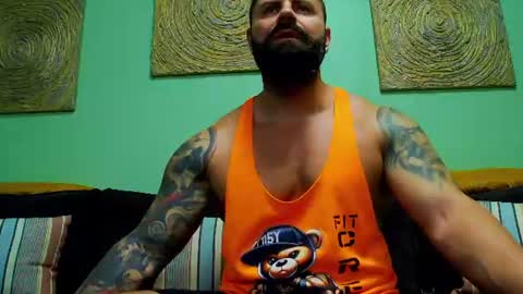 Snapshot of xxtreamleonard chatting on 06-18-26, 06:13 Xtream Leonard online show from 06-18-26, 06:13