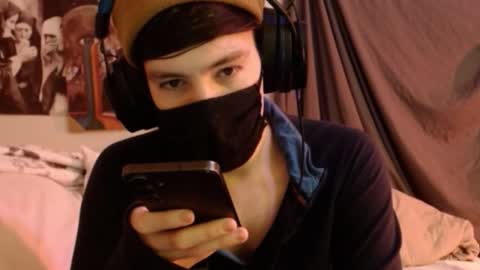 David Fox online show from 12-17-25, 04:18