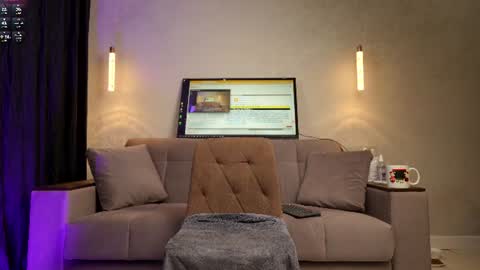     online show from 07-28-26, 12:59