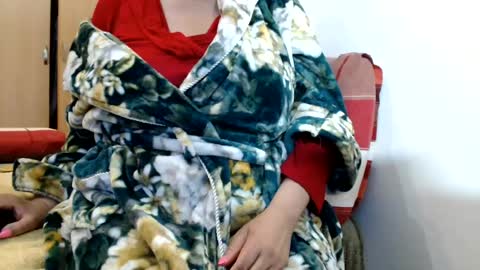 Snapshot of xxxbustybabe27x chatting on 07-04-26, 05:52 Ayanda online show from 07-04-26, 05:52