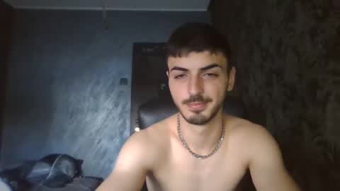 xxxdonpuiuuxxx online show from 02-05-25, 01:44