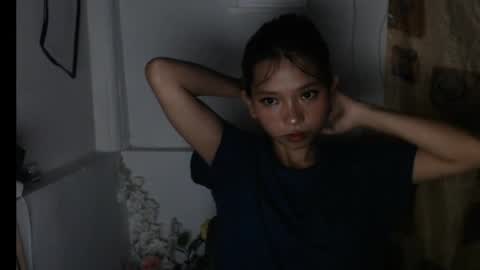 Snapshot of xxxforyouonlyxxx chatting on 03-05-25, 03:40 inday pinay online show from 03-05-25, 03:40