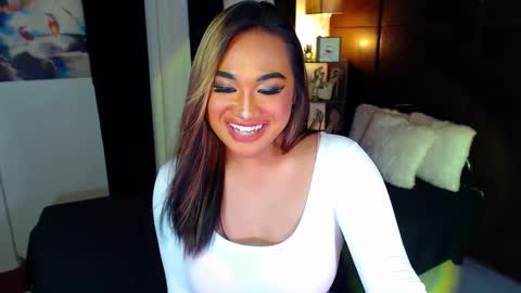 Snapshot of xxxgiganticoliviacummerxxx chatting on 12-08-24, 02:28 OLIVIA online show from 12-08-24, 02:28