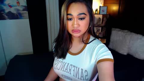 Snapshot of xxxgiganticoliviacummerxxx chatting on 12-22-24, 11:09 OLIVIA online show from 12-22-24, 11:09