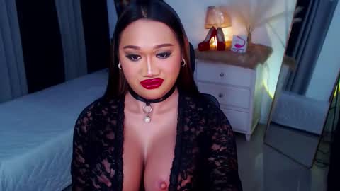 Snapshot of xxxgiganticoliviacummerxxx chatting on 03-07-25, 05:06 OLIVIA online show from 03-07-25, 05:06
