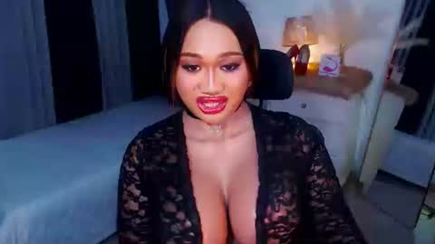 Snapshot of xxxgiganticoliviacummerxxx chatting on 03-11-25, 06:41 OLIVIA online show from 03-11-25, 06:41