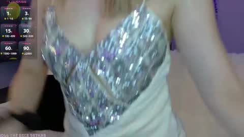 Snapshot of xxxhoneyxx chatting on 08-10-26, 12:58 Onlyfanz online show from 08-10-26, 12:58