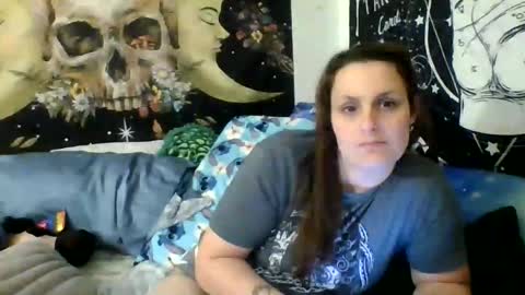 Misti online show from 11-21-25, 10:58