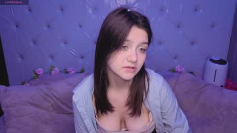 Snapshot of xxxnaughtyfoxxx chatting on 06-09-26, 05:35 foxy online show from 06-09-26, 05:35