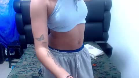 xxxreinasexyassxxx online show from 02-12-25, 07:24