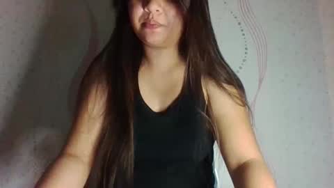 Snapshot of xxyummiee_69xx chatting on 12-17-25, 08:26 jane online show from 12-17-25, 08:26