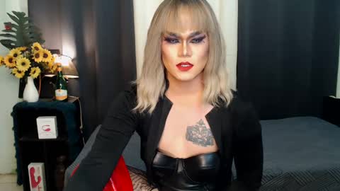 QueenMarina online show from 12-25-24, 02:03