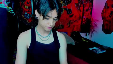 Snapshot of xzerox_ chatting on 10-19-25, 07:03 xzerox_ online show from 10-19-25, 07:03