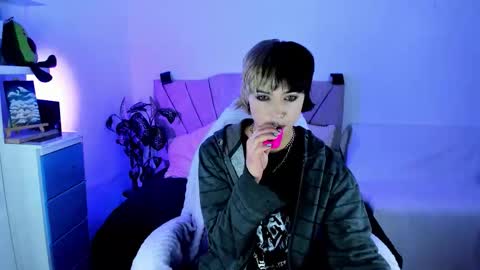 Snapshot of xzerox_ chatting on 12-01-25, 03:39 xzerox_ online show from 12-01-25, 03:39