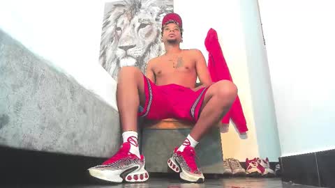 Sr. Y0ung Master online show from 11-26-25, 02:01