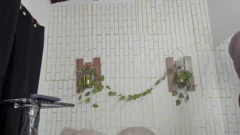 yacksson_lawrence online show from 11-04-25, 11:04