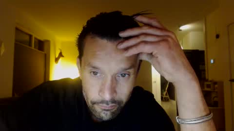 Snapshot of yallayalla1806 chatting on 11-28-25, 05:59 yallayalla1806 online show from 11-28-25, 05:59