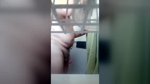 Snapshot of yammy411 chatting on 07-14-26, 04:50 yammy411 online show from 07-14-26, 04:50