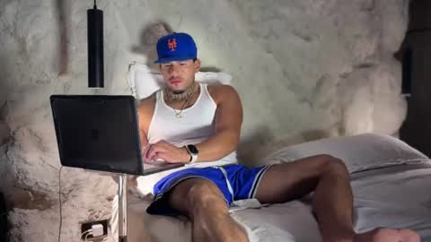 yamp sambrano online show from 08-02-26, 03:05