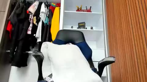 yandi_hot online show from 03-17-26, 04:10