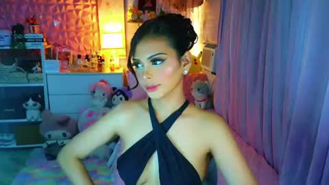 YANG AUDREY LONE online show from 07-27-26, 02:13