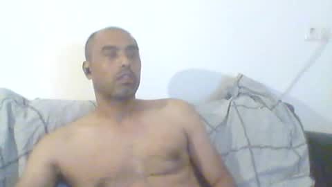 yanoblack369 online show from 06-18-26, 05:06