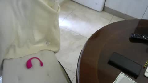 Snapshot of yara127 chatting on 11-17-25, 01:17 HOT MILF online show from 11-17-25, 01:17