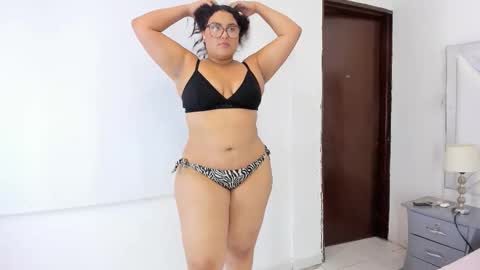 Snapshot of yaragarcia chatting on 03-13-26, 03:46 Yara online show from 03-13-26, 03:46