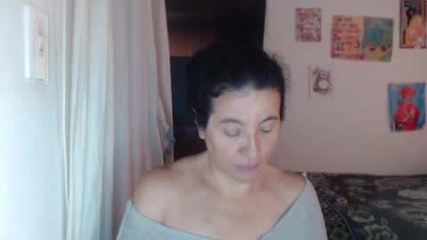 Snapshot of yasmin_love85 chatting on 02-20-25, 04:14 yasmin_love85 online show from 02-20-25, 04:14