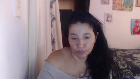 Snapshot of yasmin_love85 chatting on 02-26-25, 04:56 yasmin_love85 online show from 02-26-25, 04:56