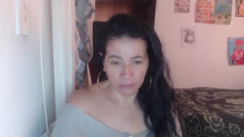 yasmin_love85 online show from 03-10-25, 04:14