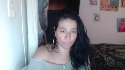 yasmin_love85 online show from 03-10-25, 07:18