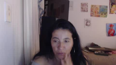 Snapshot of yasmin_love85 chatting on 09-22-25, 04:42 yasmin_love85 online show from 09-22-25, 04:42