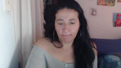 Snapshot of yasmin_love85 chatting on 02-17-26, 04:46 yasmin_love85 online show from 02-17-26, 04:46
