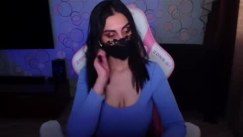 Snapshot of yasmina___ chatting on 02-14-26, 09:28 yasmina online show from 02-14-26, 09:28