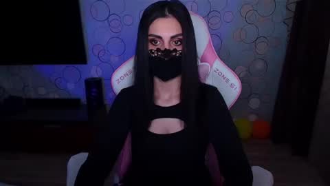 Snapshot of yasmina___ chatting on 04-01-26, 06:03 yasmina online show from 04-01-26, 06:03