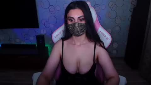 Snapshot of yasmina___ chatting on 06-24-26, 07:07 yasmina online show from 06-24-26, 07:07