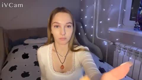 Snapshot of yasminalouf chatting on 01-13-26, 06:35 yasmina online show from 01-13-26, 06:35