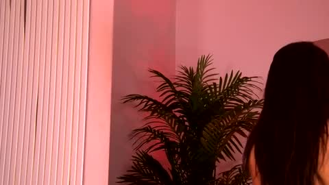 Snapshot of yasminaluna chatting on 01-09-26, 04:48 Yasmina online show from 01-09-26, 04:48