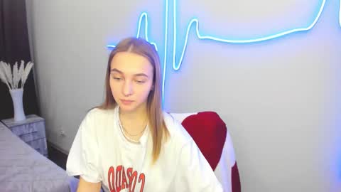 Snapshot of yasminasage chatting on 03-10-25, 02:59 Yasmina online show from 03-10-25, 02:59