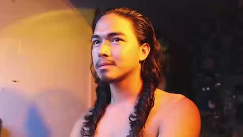 Snapshot of yawa__ chatting on 12-17-25, 05:19 Blush online show from 12-17-25, 05:19