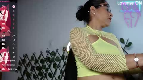 Snapshot of yaya____ chatting on 03-02-26, 10:16 yaya____ online show from 03-02-26, 10:16