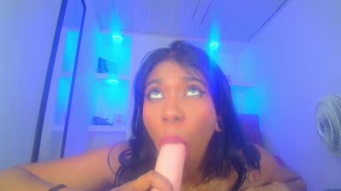 YAYA online show from 01-09-25, 03:44