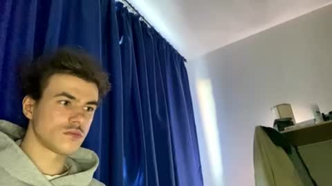 yayay333 online show from 06-12-26, 06:07