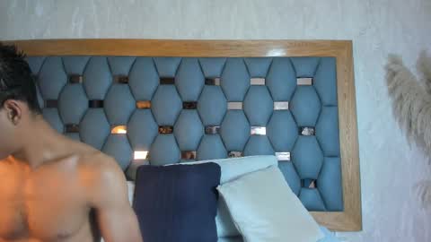 yayi derek  online show from 10-18-25, 11:33